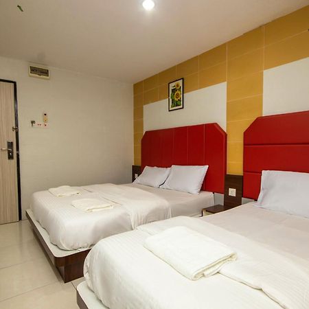 Jq Happy Lumut Hotel Eksteriør billede
