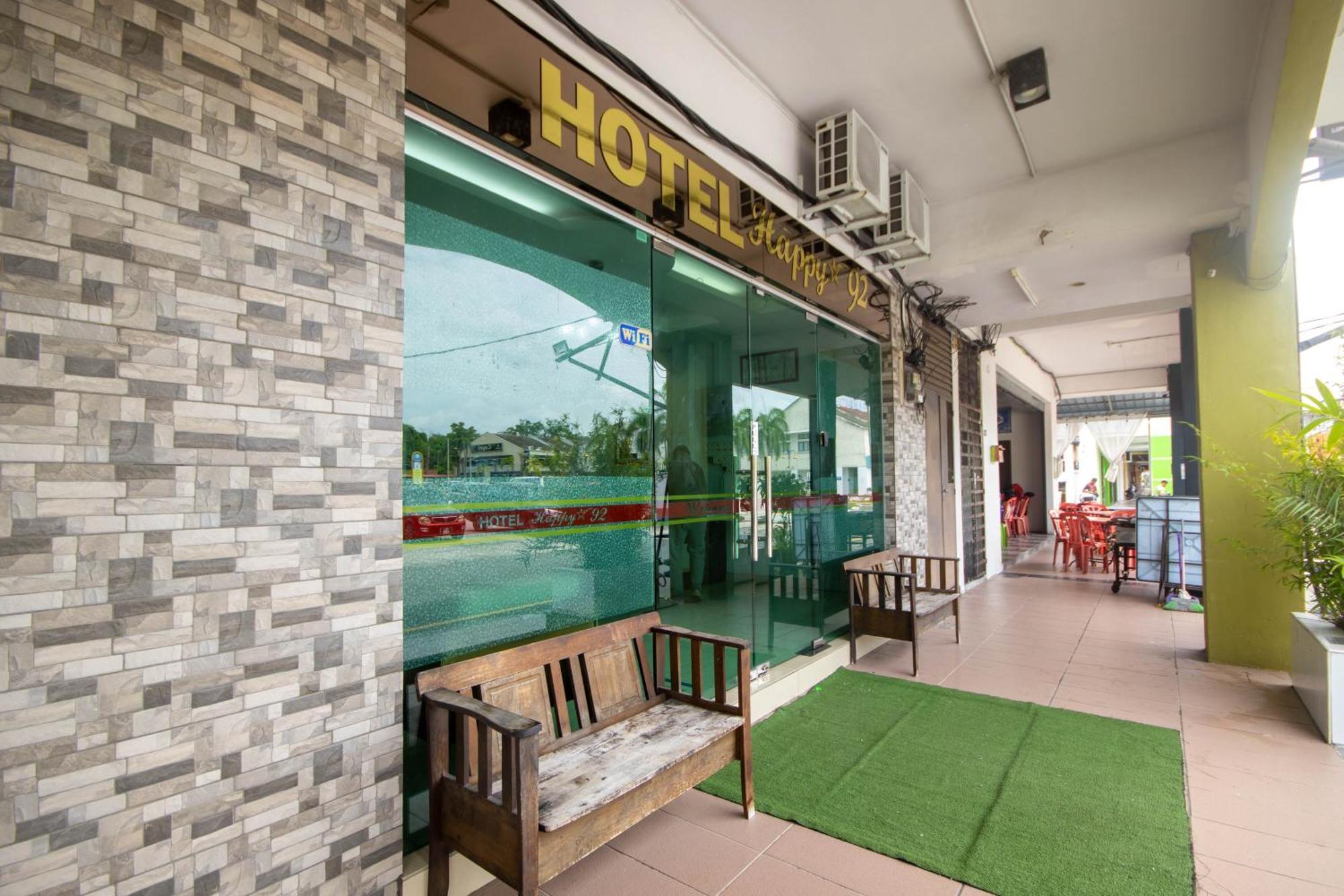 Jq Happy Lumut Hotel Eksteriør billede
